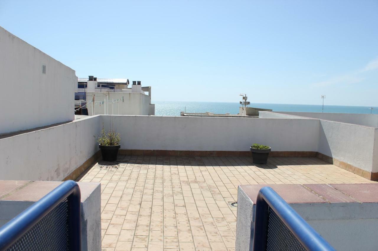 Apartamento Puerta Al Mar Apartment Rota Exterior photo